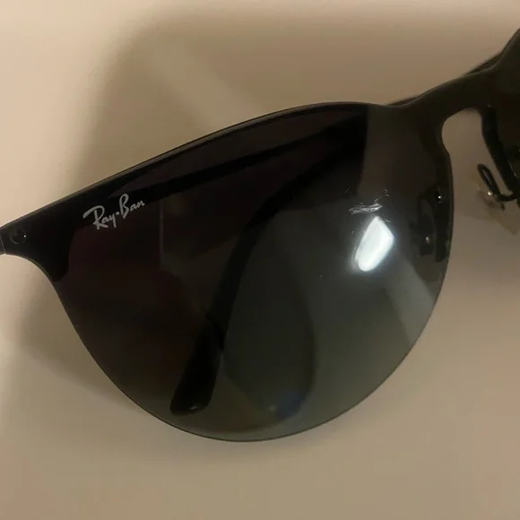 Ray-Ban Dark Frame Sunglasses - Picture 11 of 16